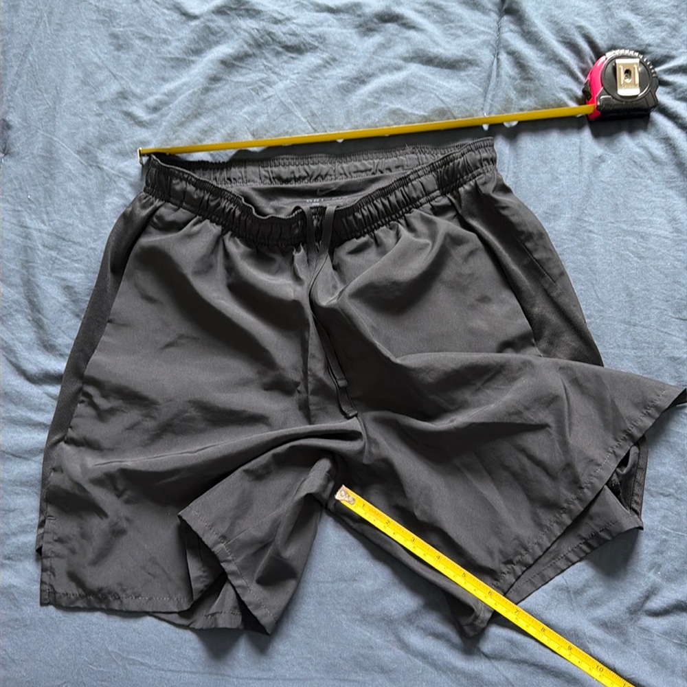 NIKE SHORTS MEN BLACK NO POCKETS 6" inseam